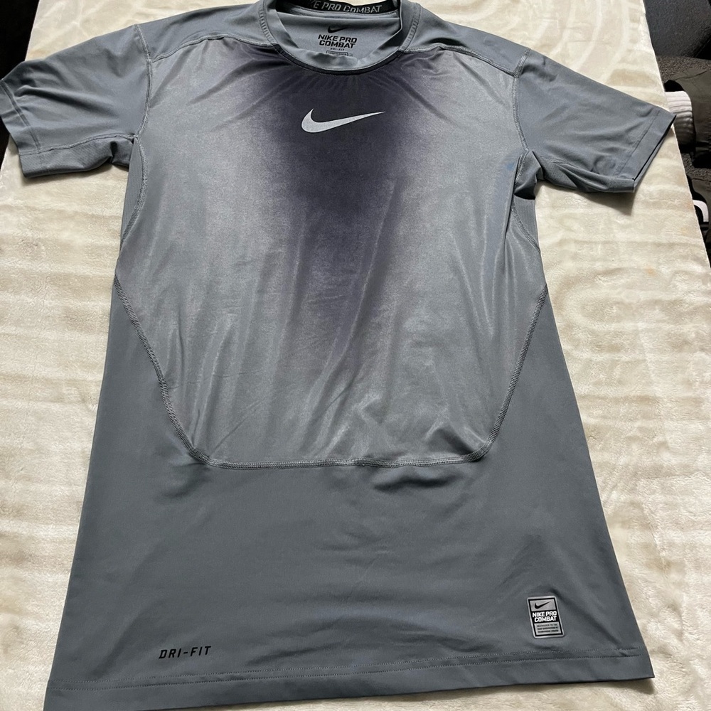 Nike Men's Gray Dri-FIT Shirt XXL